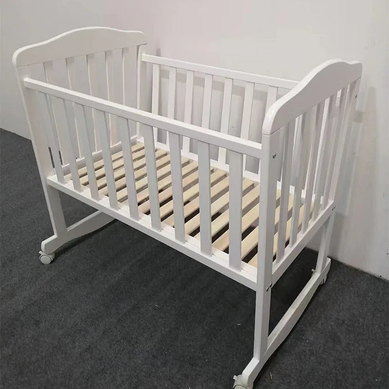 Simple Solid Wood Baby Crib – Movable & Modern Newborn Bed with Rollers